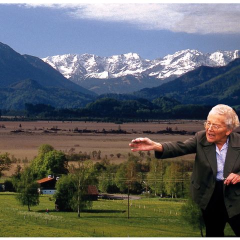 Foto Ingeborg Haeckel vor Murnauer Moos