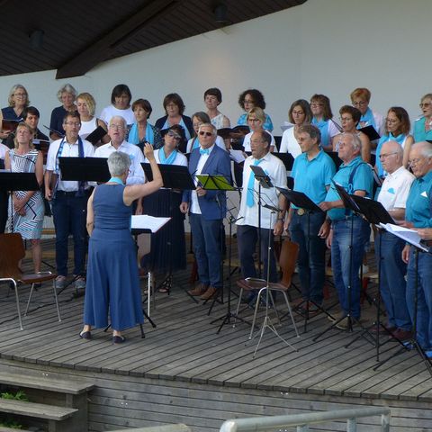 Staffelseechor in der Musikmuschel im Kulturpark