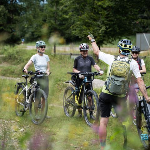 Bikeguide Tino Kässner mit Gästen