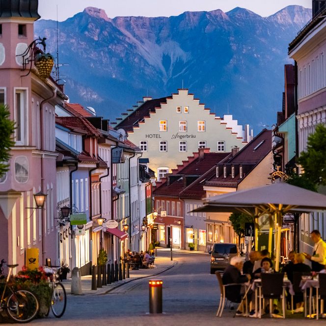 Blick in den abendlichen Untermarkt.
